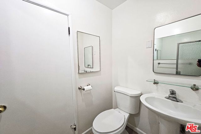 3700 Glenwood Avenue, Glendale, CA 91214