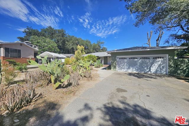 3700 Glenwood Avenue, Glendale, CA 91214