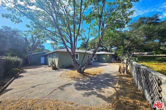 3700 Glenwood Avenue, Glendale, CA 91214