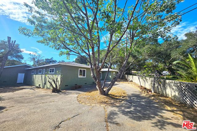 3700 Glenwood Avenue, Glendale, CA 91214