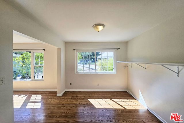 3700 Glenwood Avenue, Glendale, CA 91214
