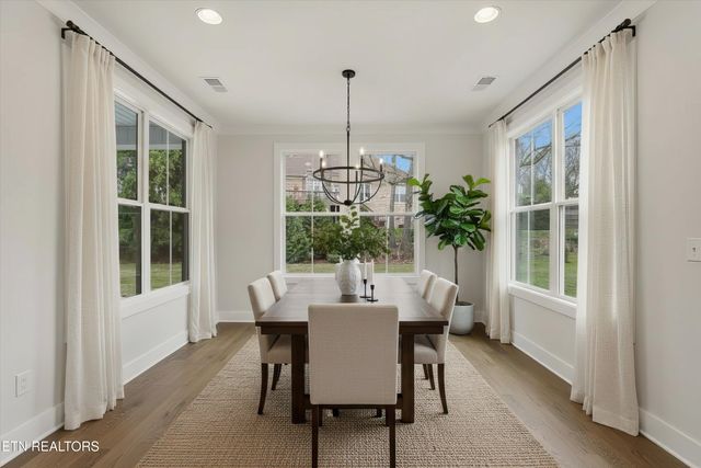 8159 Nubbin Ridge Rd, Knoxville, TN 37919