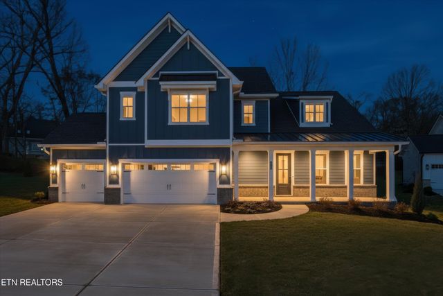 8159 Nubbin Ridge Rd, Knoxville, TN 37919