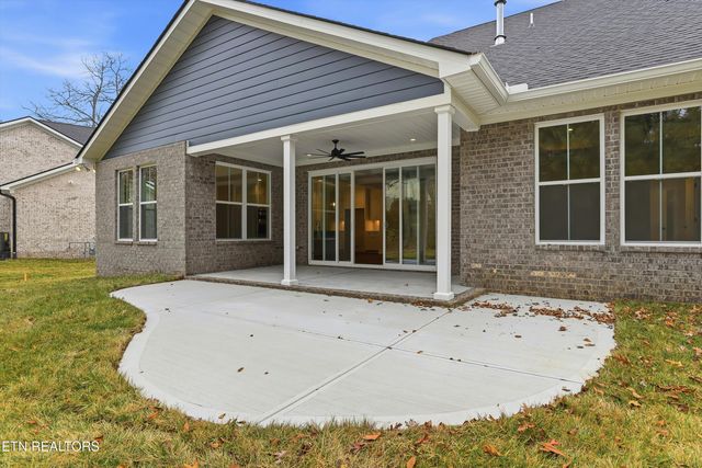 8159 Nubbin Ridge Rd, Knoxville, TN 37919