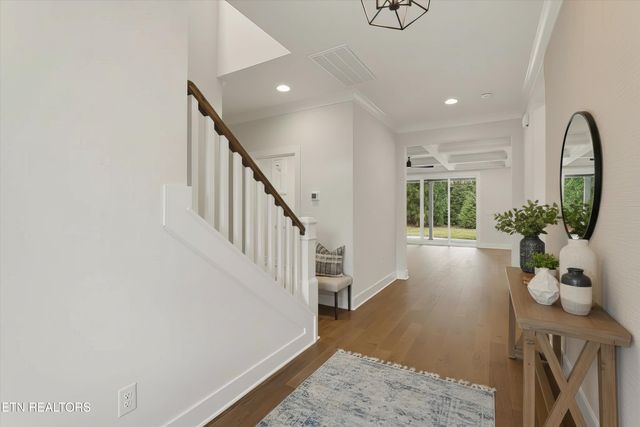 8159 Nubbin Ridge Rd, Knoxville, TN 37919