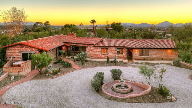 4740 N Camino Escuela, Tucson, AZ 85718