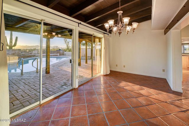 4740 N Camino Escuela, Tucson, AZ 85718