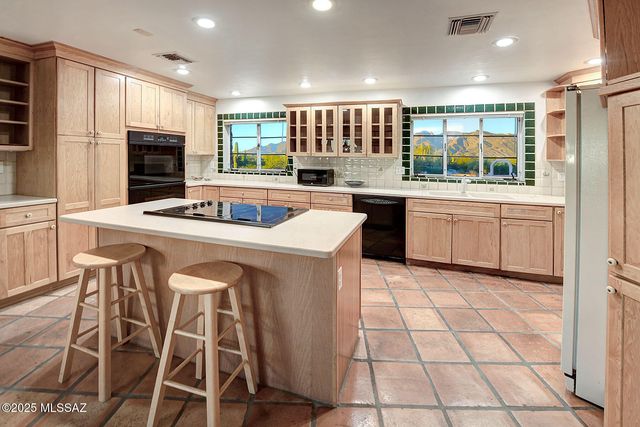 4740 N Camino Escuela, Tucson, AZ 85718