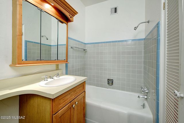 4740 N Camino Escuela, Tucson, AZ 85718