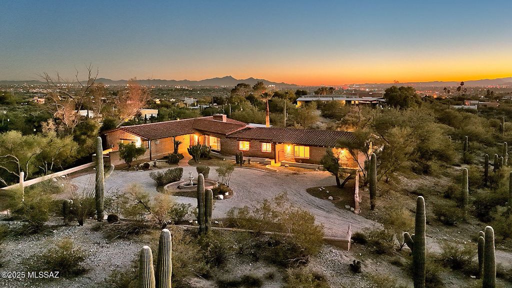 4740 N Camino Escuela, Tucson, AZ 85718