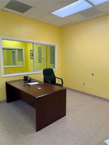 4700 W Prospect Road, Fort Lauderdale, FL 33309