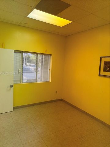 4700 W Prospect Road, Fort Lauderdale, FL 33309