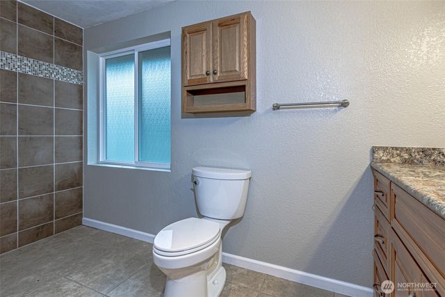 9214 Gem Drive SE, Olympia, WA 98513