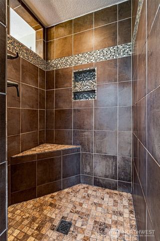 9214 Gem Drive SE, Olympia, WA 98513