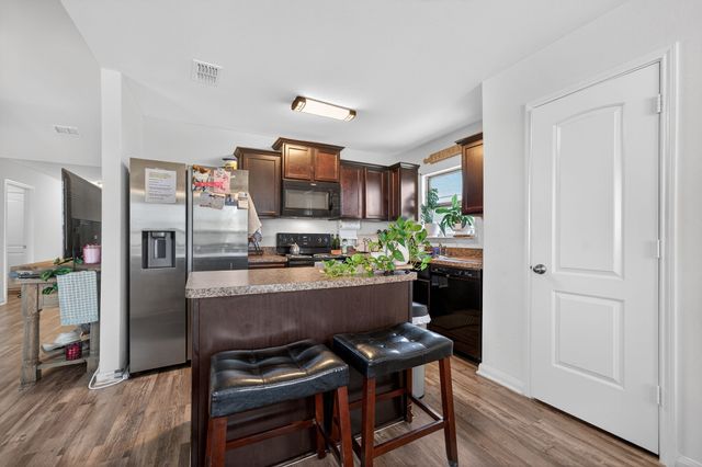 1331 Lucchese Lane, Dallas, TX 75253