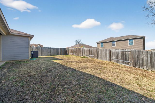 1331 Lucchese Lane, Dallas, TX 75253