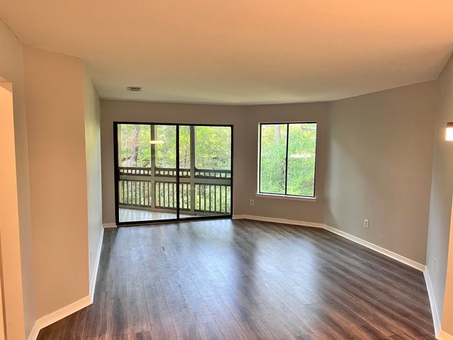 55 Bay Drive APT 3203, Niceville, FL 32578