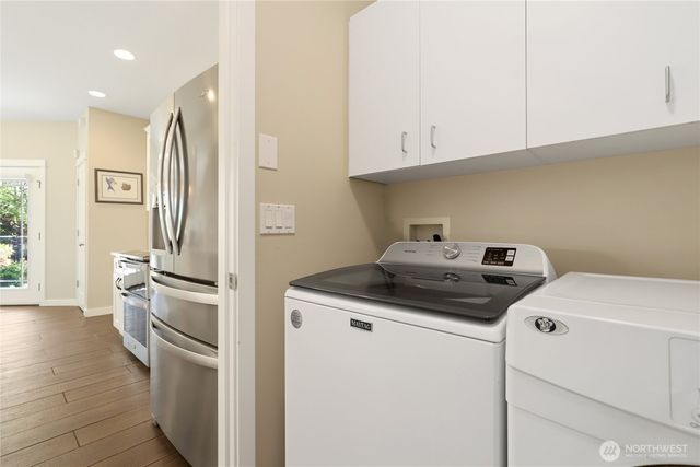 1834 Sakai Village Loop NE, Bainbridge Island, WA 98110