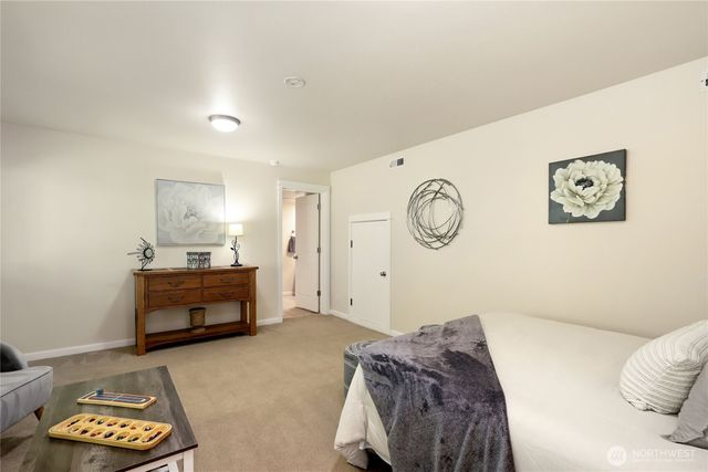 1834 Sakai Village Loop NE, Bainbridge Island, WA 98110