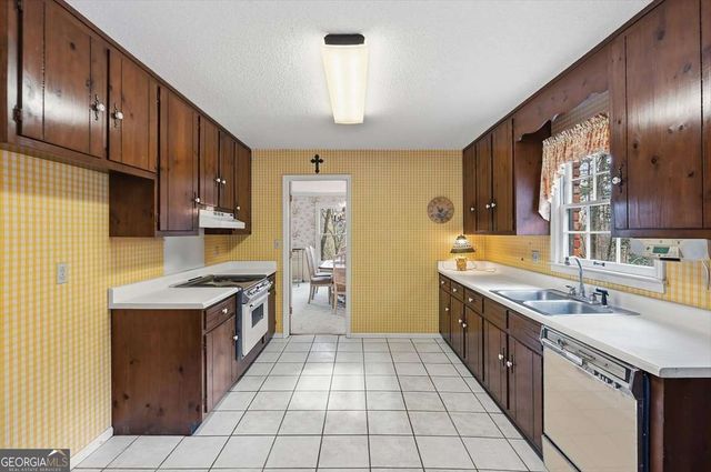 227 Pheasant Run SE, Rome, GA 30161