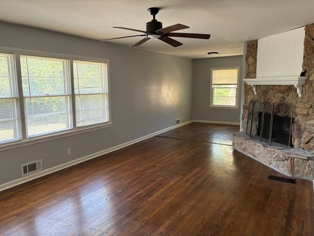 3363 Cromart Avenue, Fort Worth, TX 76133