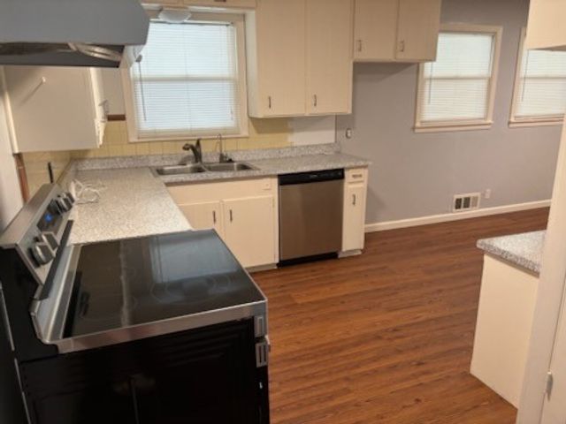 3363 Cromart Avenue, Fort Worth, TX 76133
