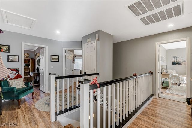 10030 Cambridge Blue Avenue, Las Vegas, NV 89147