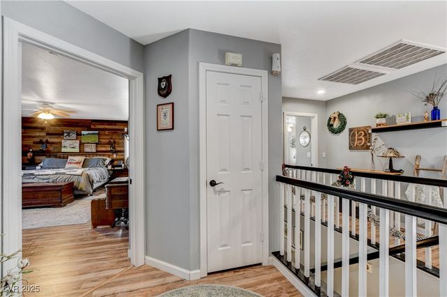 10030 Cambridge Blue Avenue, Las Vegas, NV 89147