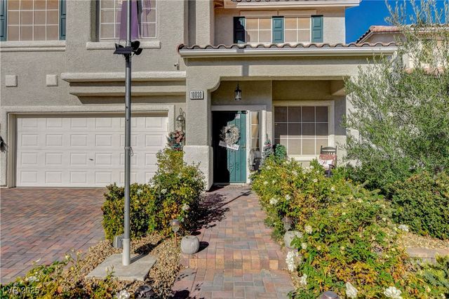 10030 Cambridge Blue Avenue, Las Vegas, NV 89147