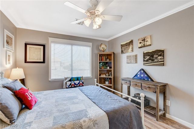 10030 Cambridge Blue Avenue, Las Vegas, NV 89147