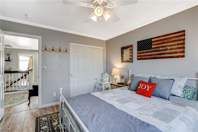 10030 Cambridge Blue Avenue, Las Vegas, NV 89147