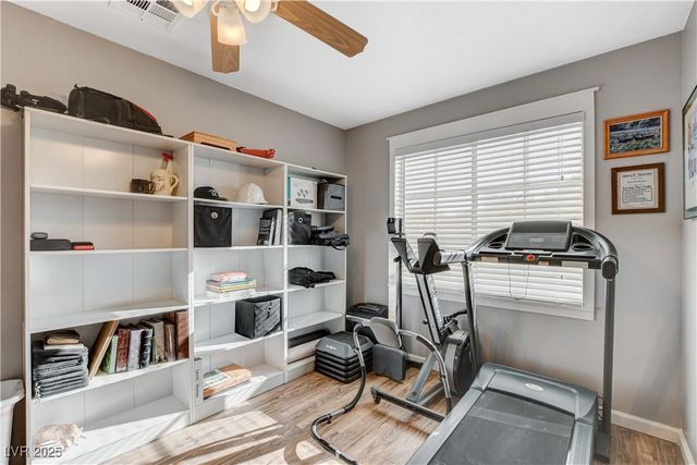 10030 Cambridge Blue Avenue, Las Vegas, NV 89147