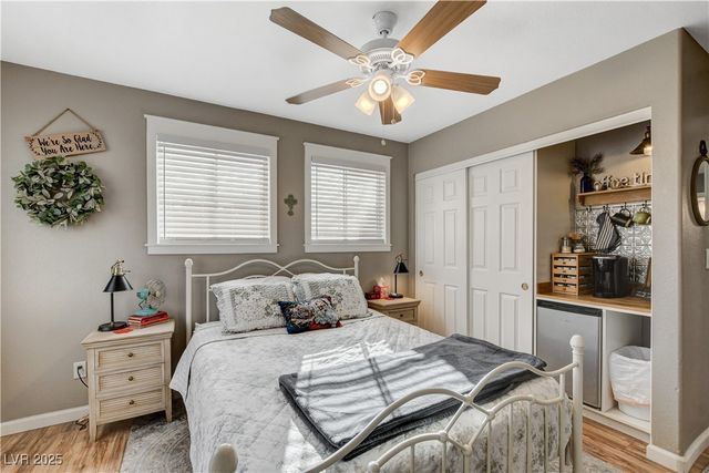 10030 Cambridge Blue Avenue, Las Vegas, NV 89147