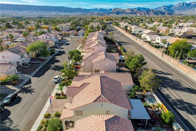 10030 Cambridge Blue Avenue, Las Vegas, NV 89147