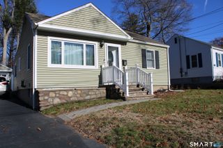 20 Westchester Drive, Bristol, CT 06010