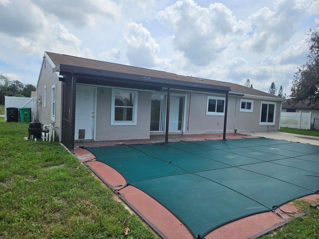 252 SW Cherryhill Road, Port St. Lucie, FL 34953