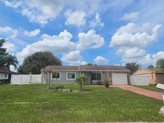 252 SW Cherryhill Road, Port St. Lucie, FL 34953