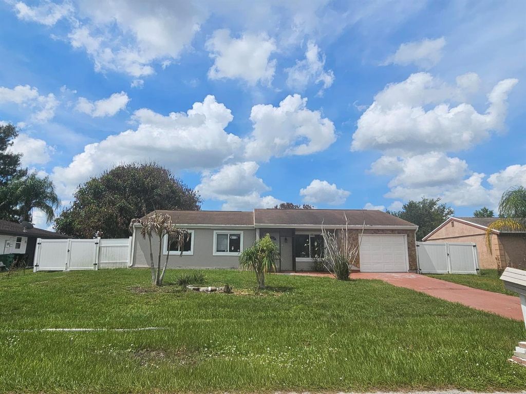 252 SW Cherryhill Road, Port St. Lucie, FL 34953