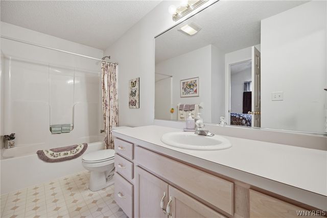 5148 Briercliff Drive, Hamburg, NY 14075