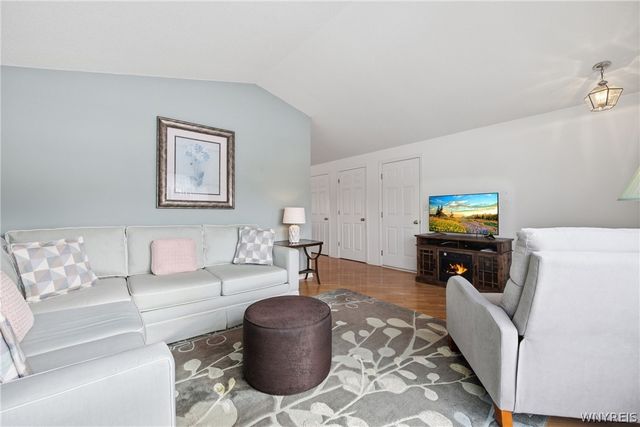 5148 Briercliff Drive, Hamburg, NY 14075