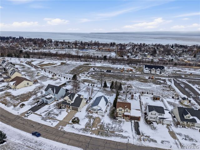 5148 Briercliff Drive, Hamburg, NY 14075