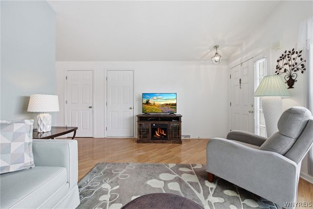 5148 Briercliff Drive, Hamburg, NY 14075