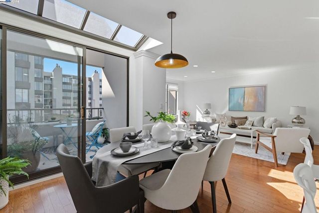 156 Lombard St 28, San Francisco, CA 94111