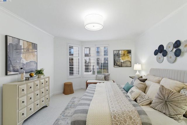 156 Lombard St 28, San Francisco, CA 94111