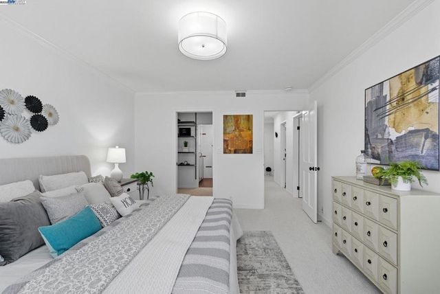 156 Lombard St 28, San Francisco, CA 94111