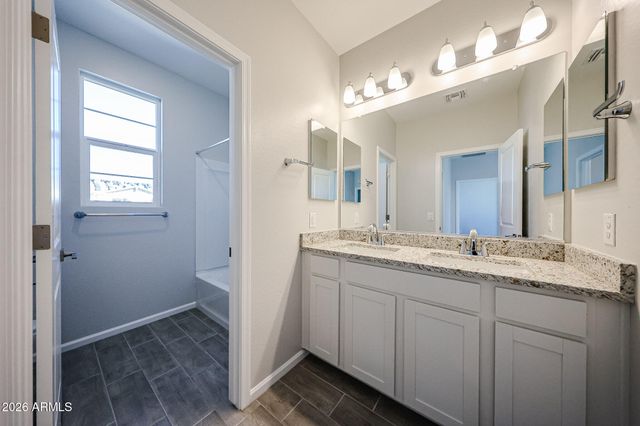 2681 E BOULDER Avenue, Apache Junction, AZ 85119