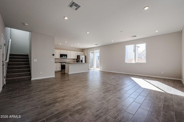 2681 E BOULDER Avenue, Apache Junction, AZ 85119