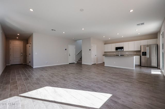 2681 E BOULDER Avenue, Apache Junction, AZ 85119