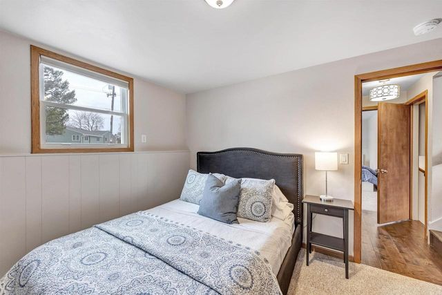 893 STADIUM DRIVE, Green Bay, WI 54304