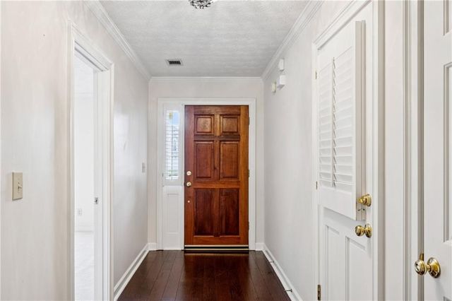 145 Shelli Lane, Roswell, GA 30075